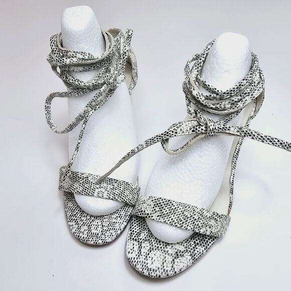JEFFREY CAMPBELL Anthropologie Wrapped Light Grey Faux Snake Kitten Heel Size 8 - Picture 3 of 11